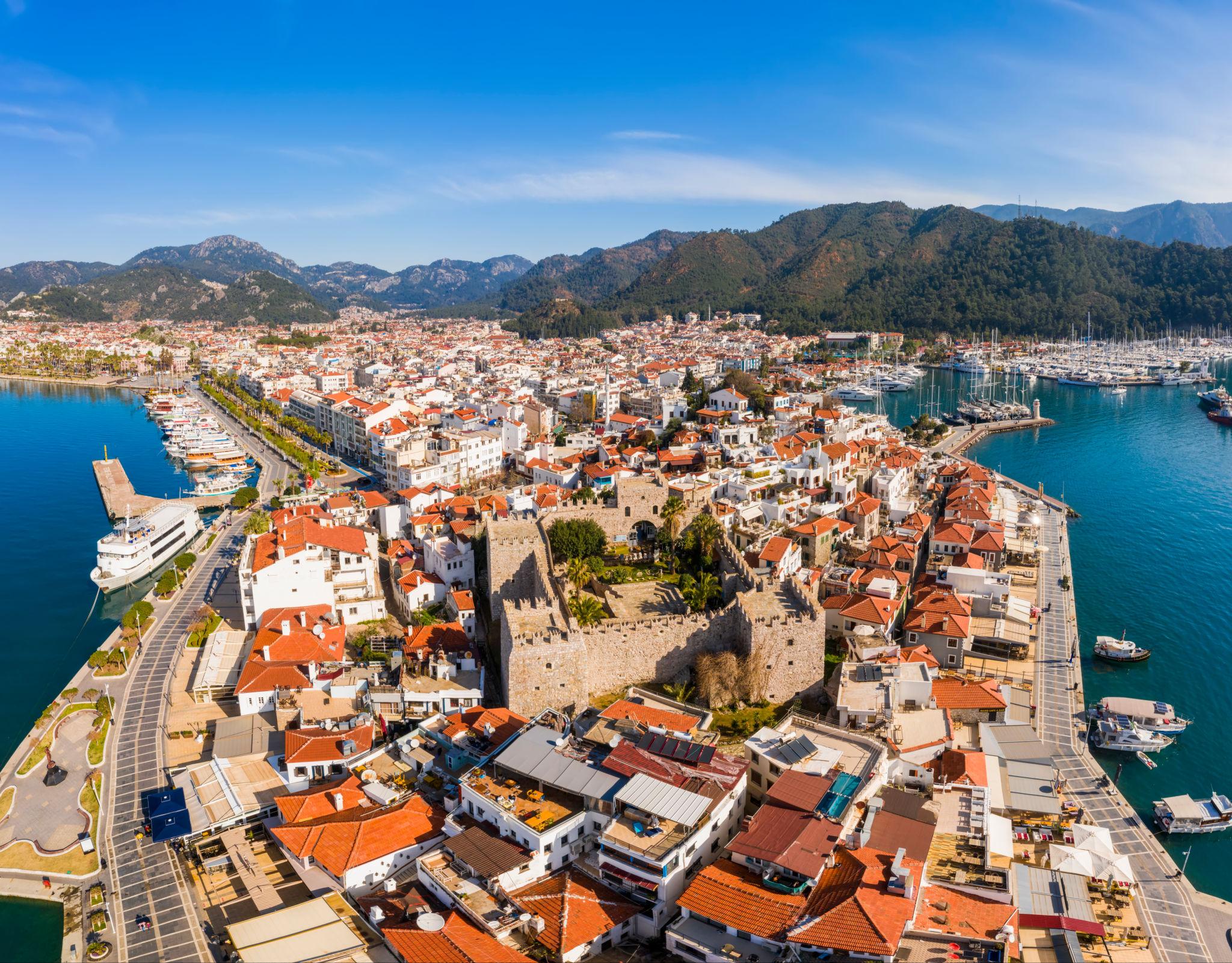 Marmaris Marina ve sahil manzarası - Orange Garden Akyaka